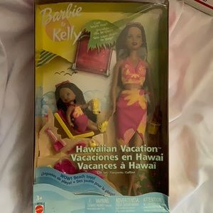Hawaiian vacation Barbie and Kelly